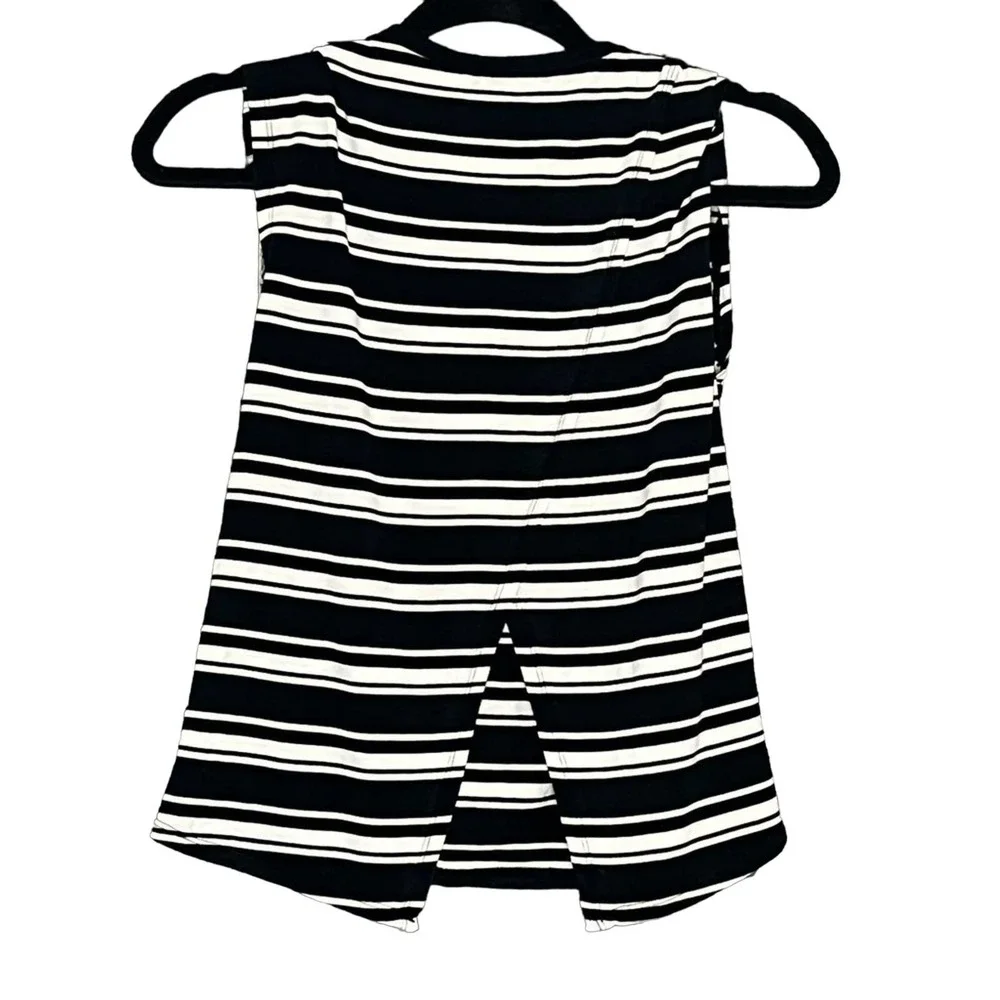 Athleta Black and Ivory Striped Sleeveless Tee‎ with Wrap Style Back Size XXS